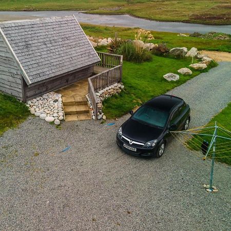 Swan View Lodge - North Uist Lochmaddy Exterior foto